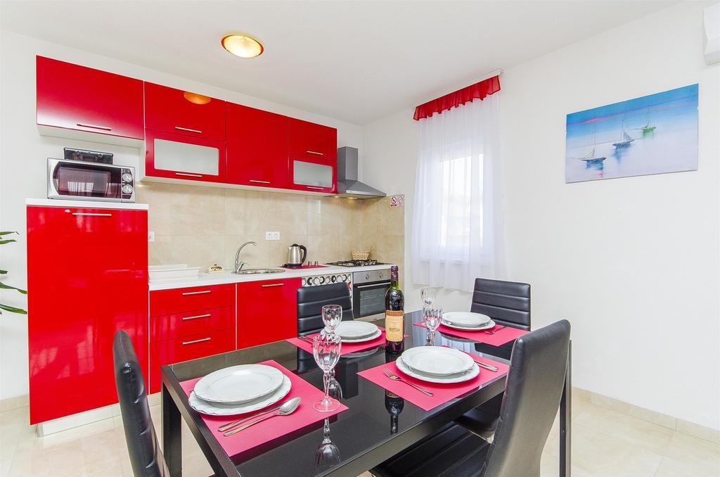Apartments Branka Трогир Экстерьер фото