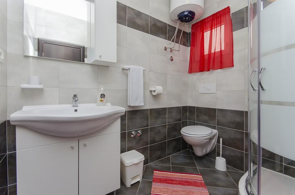 Apartments Branka Трогир Экстерьер фото